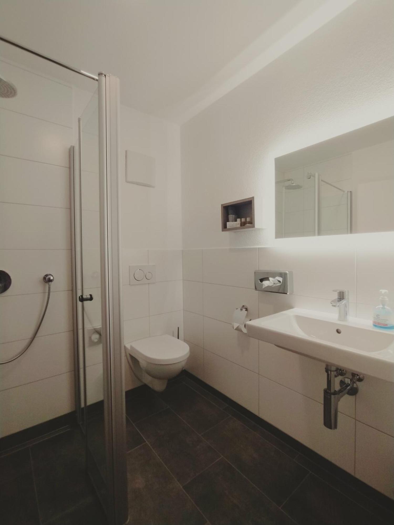 Dorfschaenke Deggendorf Hotel & Apartmenthaus & Biergarten, E-Bike-Verleih Kostenlos Quarto foto