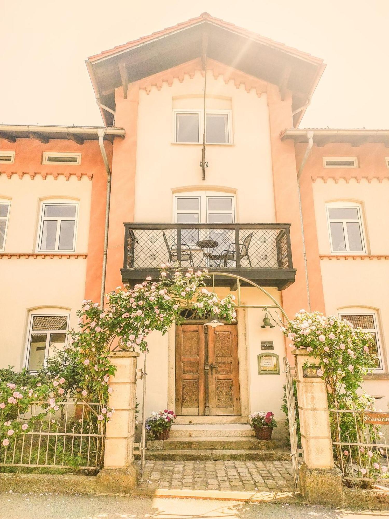 Dorfschaenke Deggendorf Hotel & Apartmenthaus & Biergarten, E-Bike-Verleih Kostenlos Exterior foto
